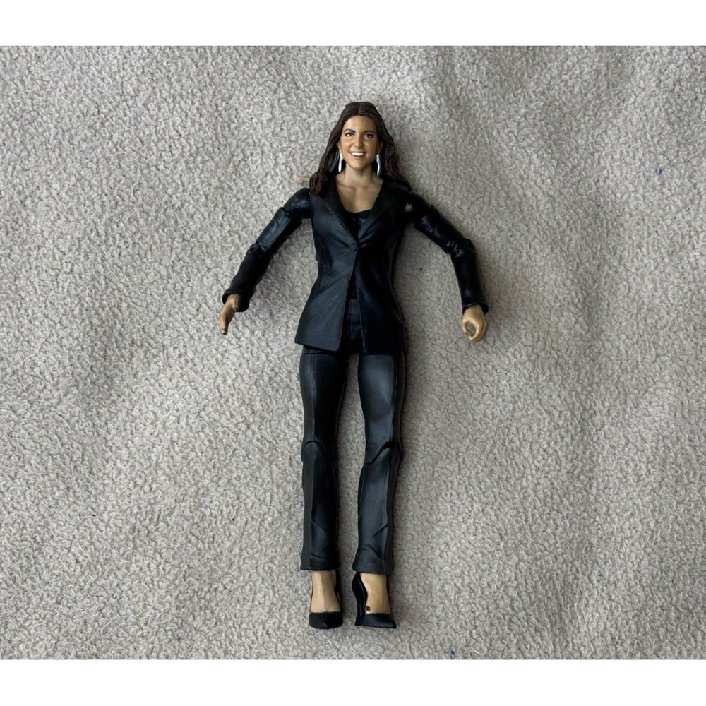 WWE Wrestling Mattel Basic Series 51 Stephanie McMahon Figure Superstar 40